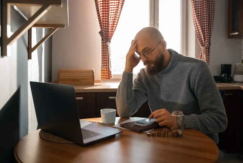 How Small Businesses Can Collect Debts Without Damaging Relationships